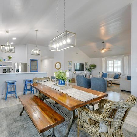 Trendy Port Aransas Home With Private Pool And Deck! Buitenkant foto