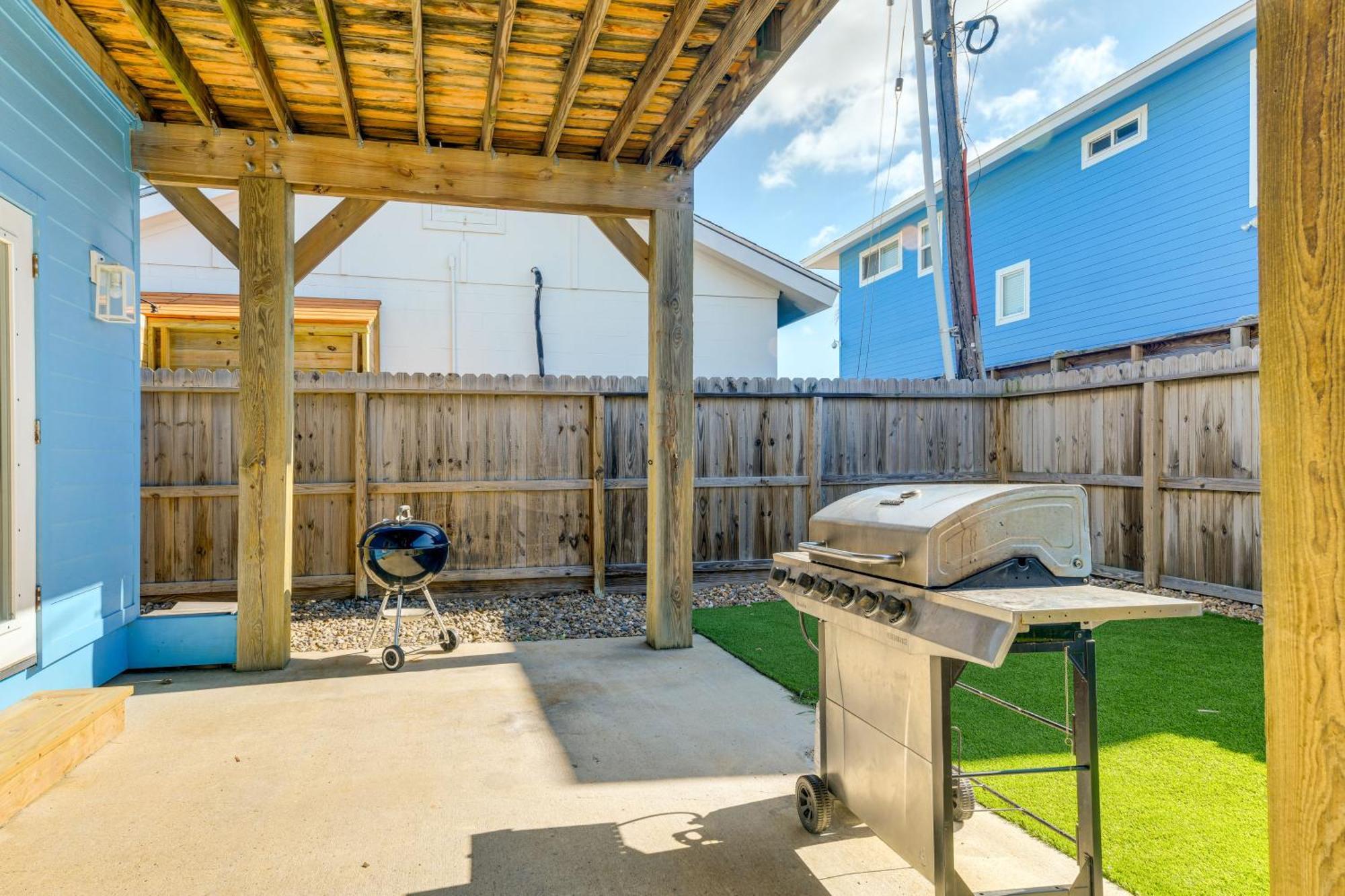 Trendy Port Aransas Home With Private Pool And Deck! Buitenkant foto
