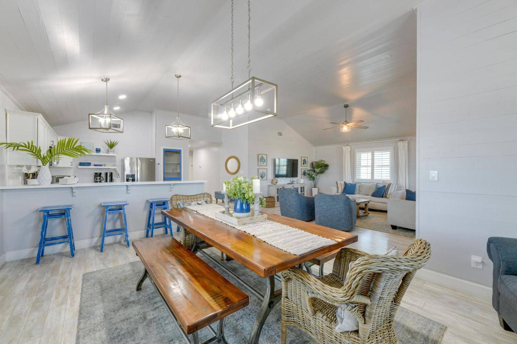 Trendy Port Aransas Home With Private Pool And Deck! Buitenkant foto